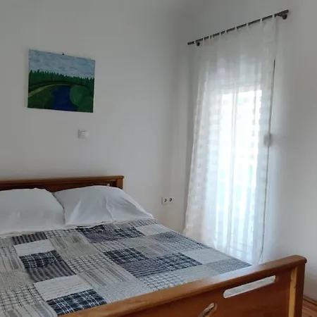 Dea Trogir